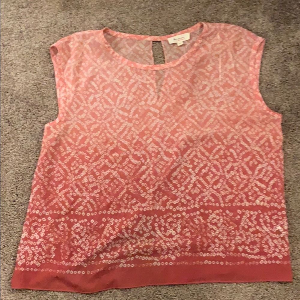 Sleeveless blouse from Two by Vince Camuto